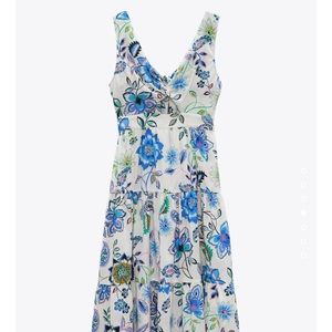 NWOT ZARA floral dress M